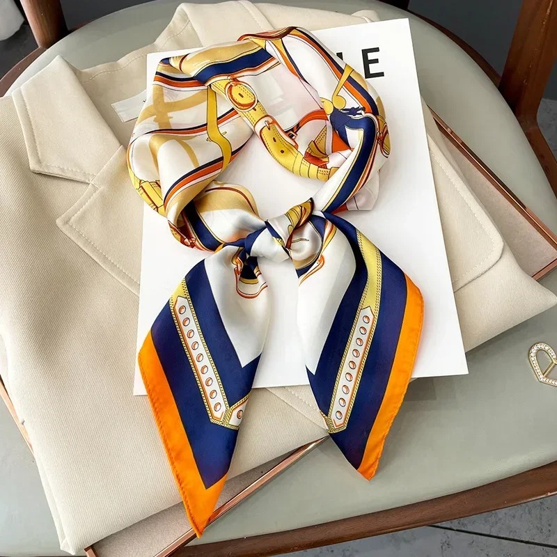 Luxury Bags In China - 高級デザインスキニーシルクスクエアスカーフ女性チェーンプリントスカーフネッカチーフレディソフトサテンヘアバンドヘッドヒジャブバッグリボンギフト
