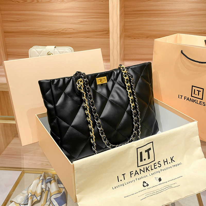 Luxury Bags Hong Kong - 2026年ニューホンコンキルティングトートバッグ、本革チェーンスリング、大型通勤用財布、デイリーエレガントレディースファッションハンドバッグ