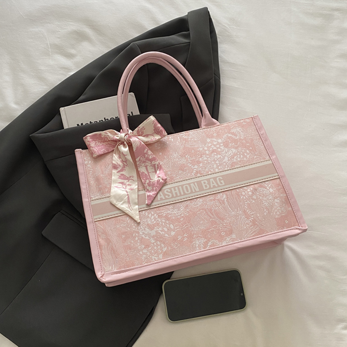 高級感あふれるエレガントな女性用トートバッグ、刺繍ブーケ柄P - Luxury Bags Shopping のレビューと価格