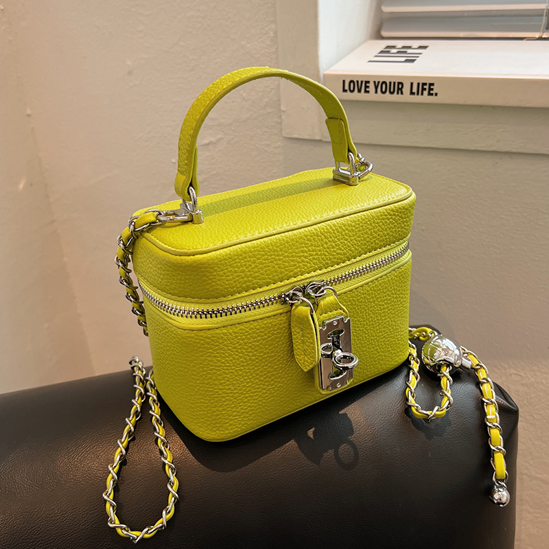 女性スクエアハンドバッグ 2026 夏のファッションチェーン - Luxury Bags Jacquemus のレビューと価格